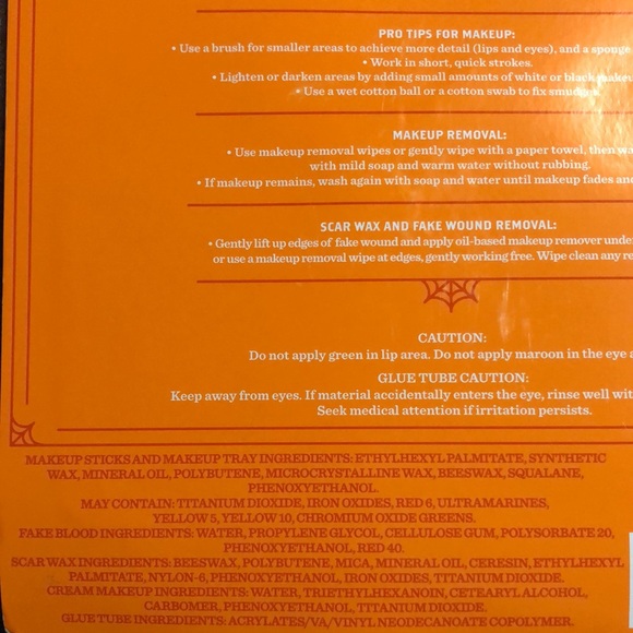 Zombie Makeup Kit for Halloween - Picture 4 of 4